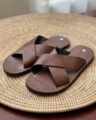 Sandales en cuir faites main